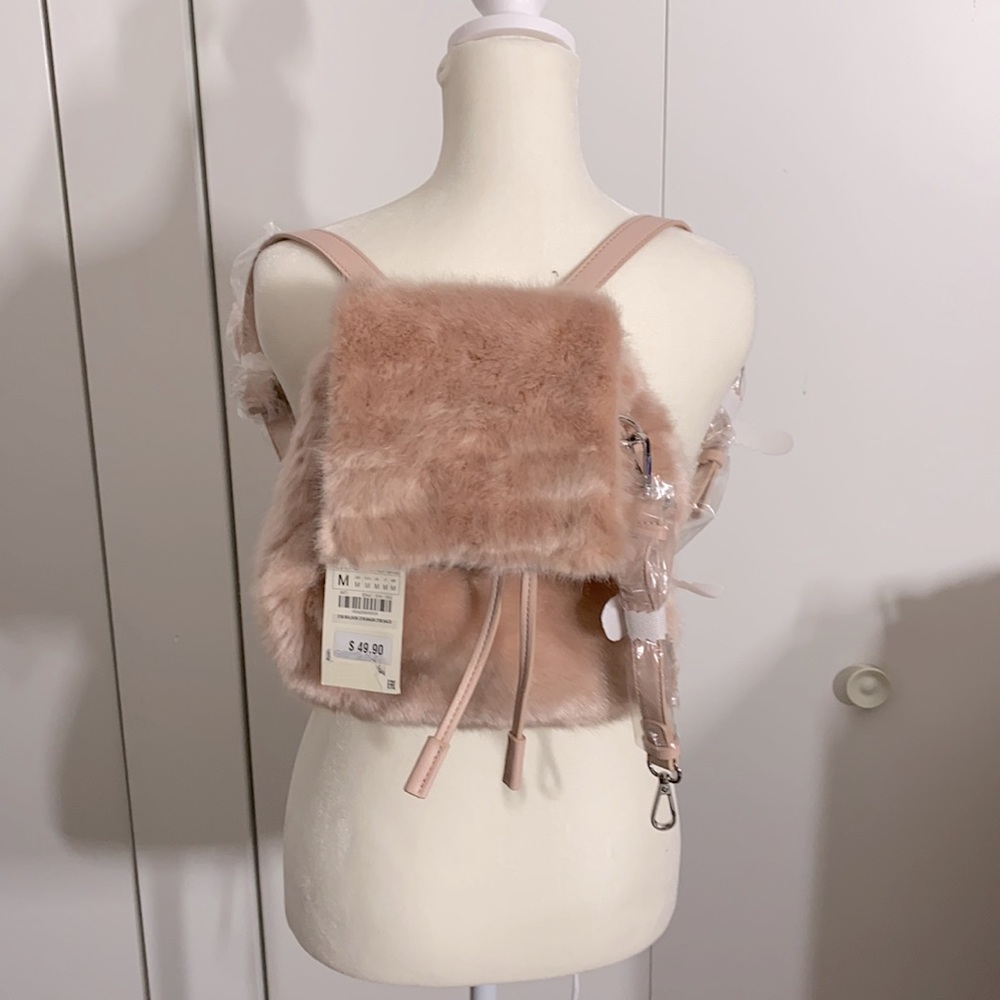 Zara furry packpack NEW